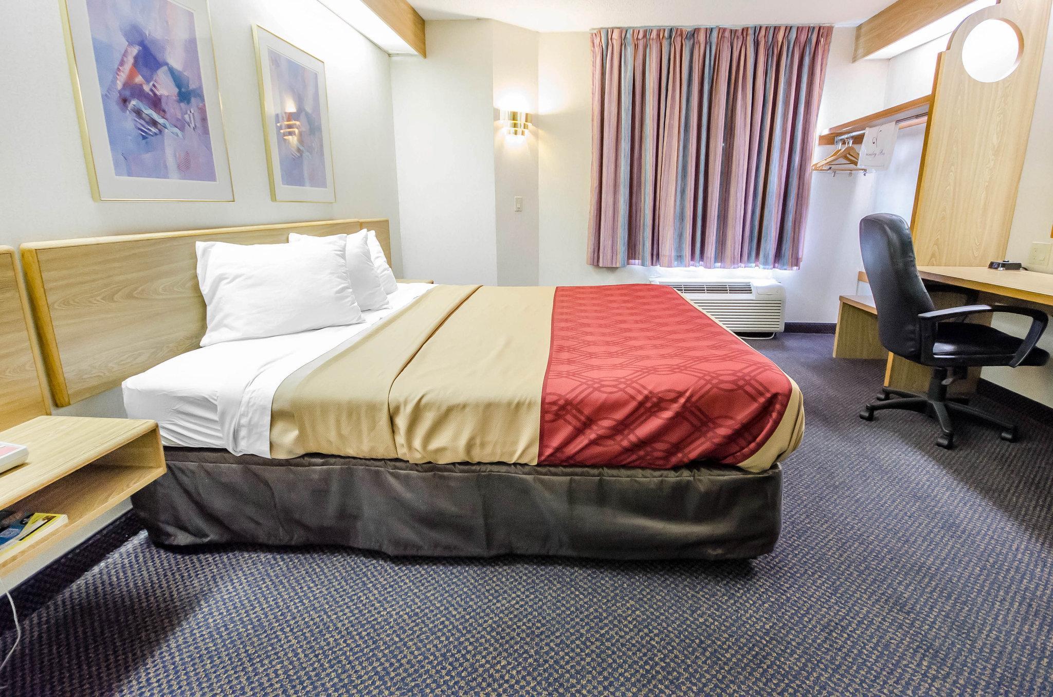 Econo Lodge London Extérieur photo