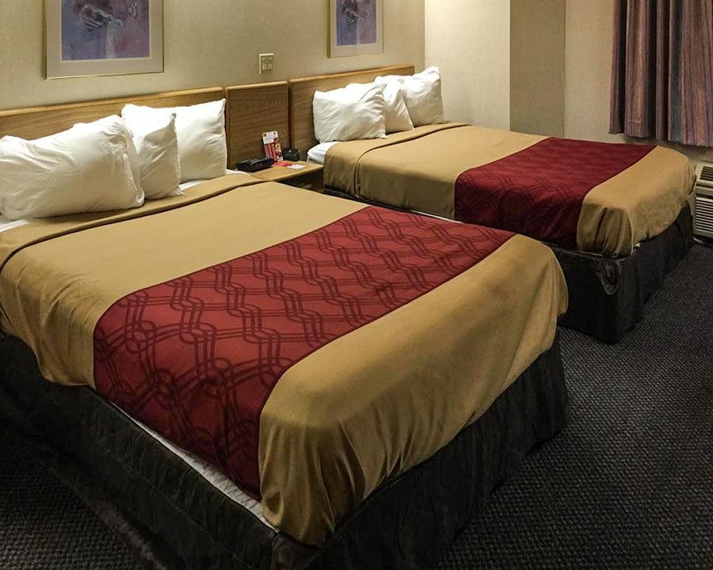 Econo Lodge London Extérieur photo
