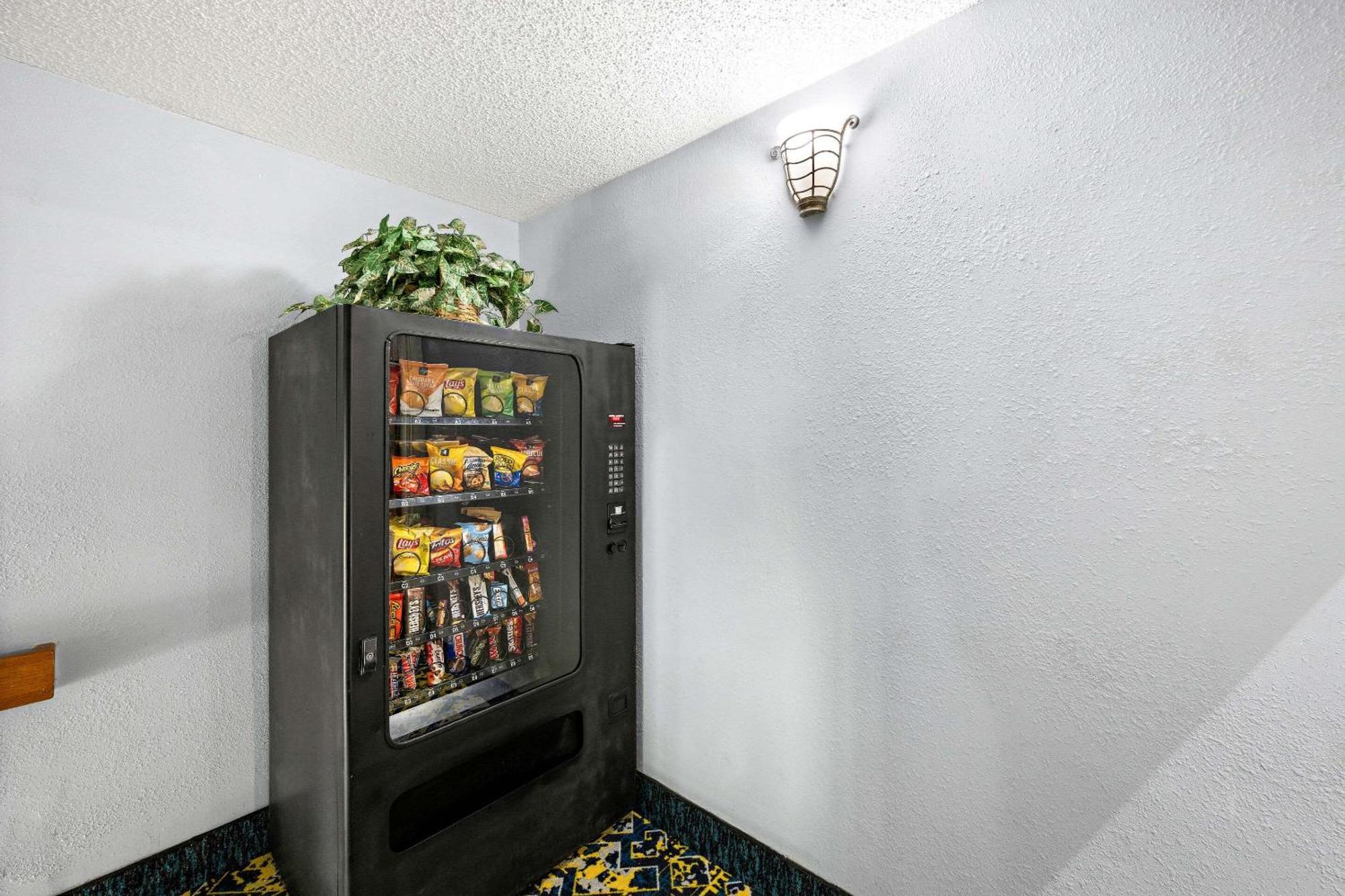 Econo Lodge London Extérieur photo