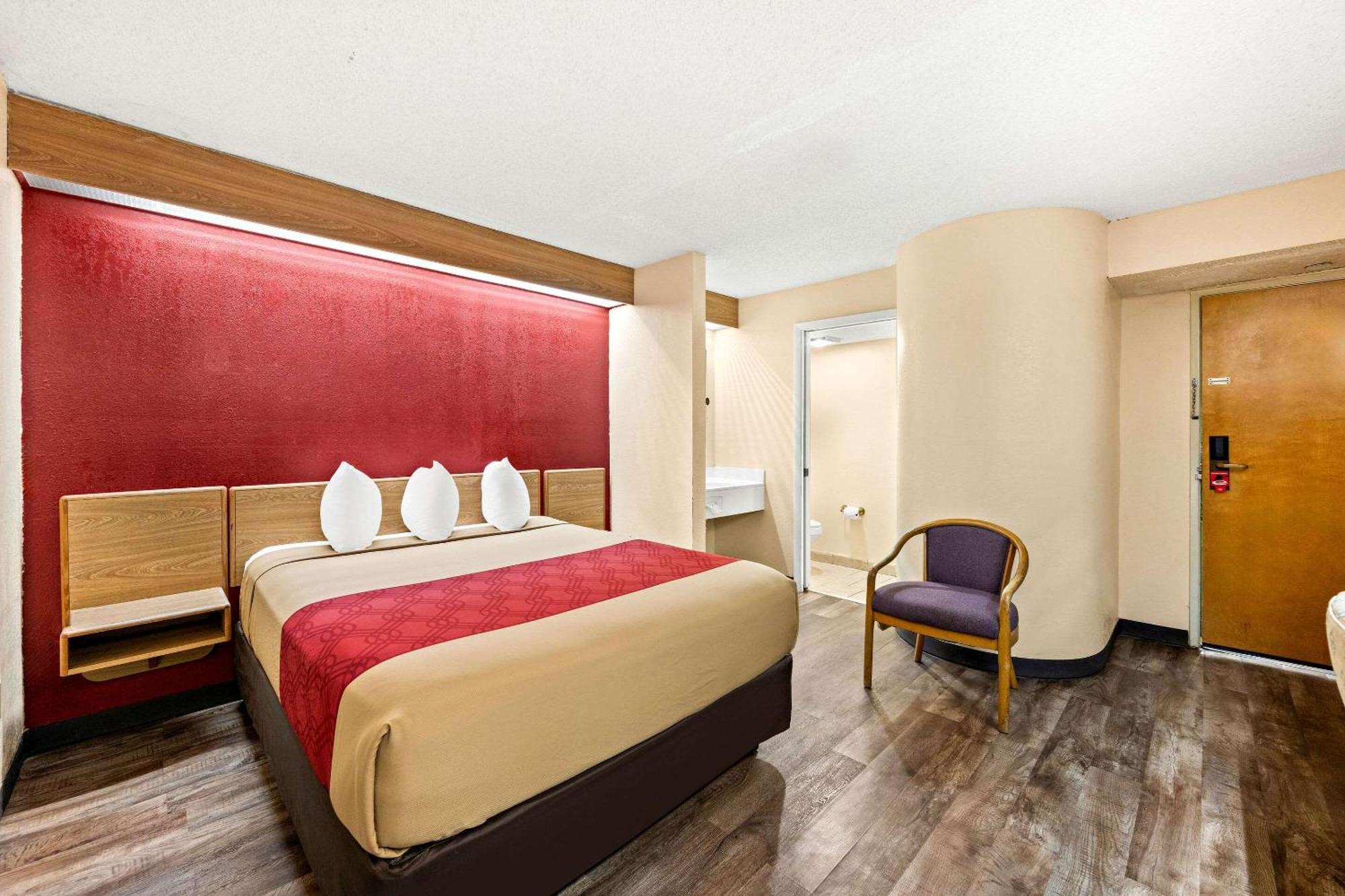 Econo Lodge London Extérieur photo